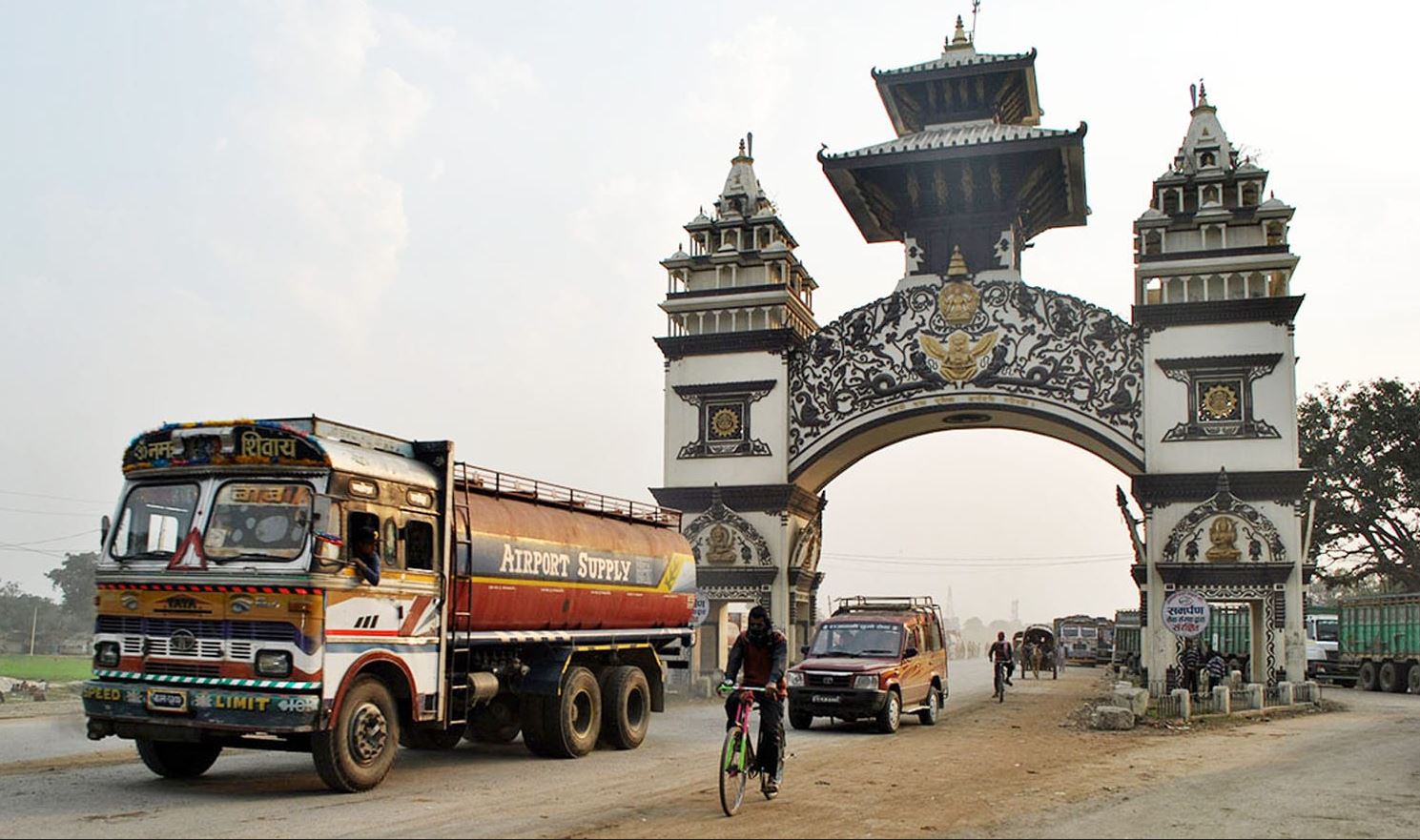 बढ्दो उपभोगले बढायो आयात, चुलियो व्यापार घाटा