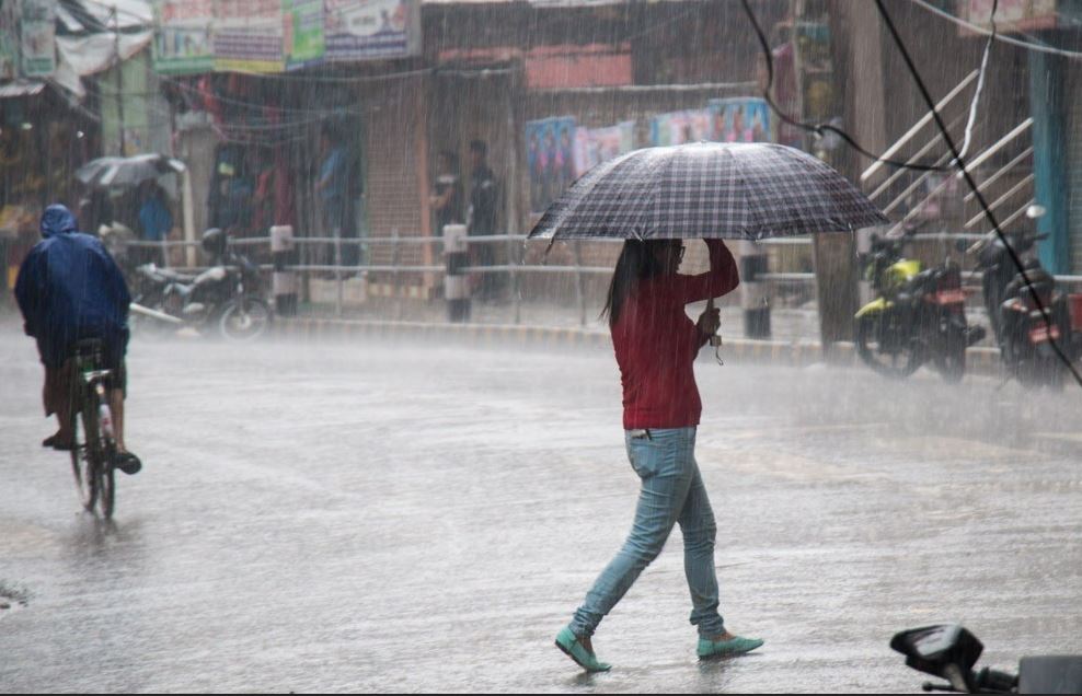 आज मेघ गर्जन, चटयाङ र असिना सहित हल्कादेखि मध्यम वर्षाको सम्भावना