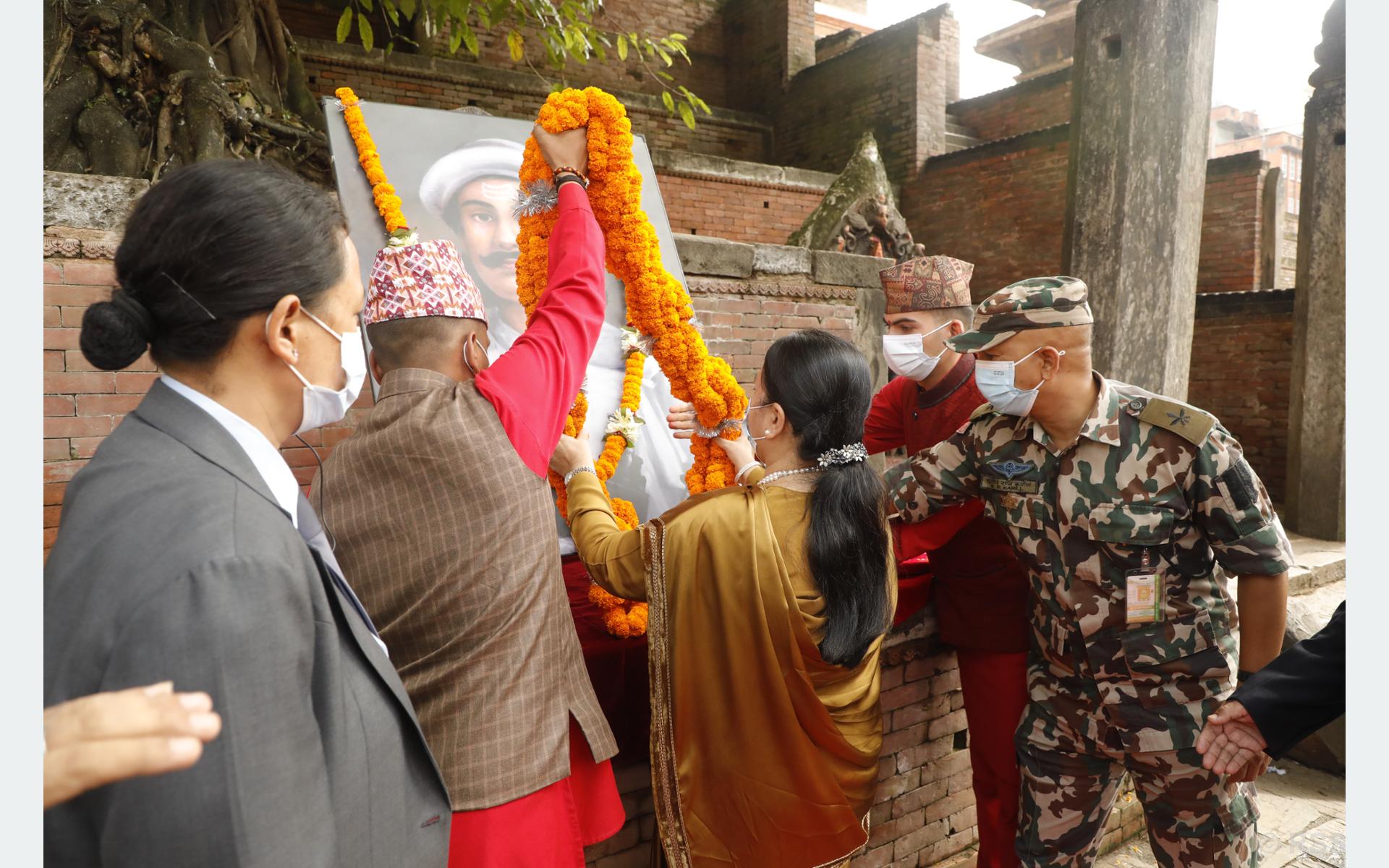 राष्ट्रपति भण्डारीद्वारा काजी तुलाराम पाँडे प्रति श्रद्धाञ्जलि