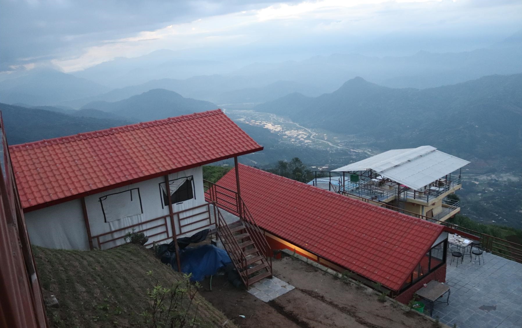 नयाँ पर्यटन गन्तव्यका रूपमा विकास हुँदै नुवाकोटको ‘सूर्यचौर’