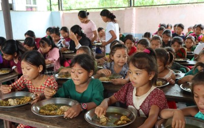 चेपाङ बालबालिकालाई लट्टे