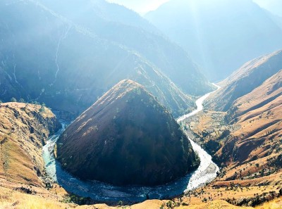 मुगु कर्णालीले घेरेको कच्चेकोट