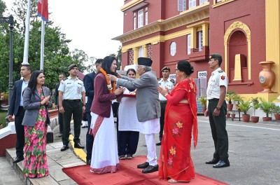 राष्ट्रपति पौडेलबाट पदक विजेता पलेशालाई सम्मान (तस्विरहरु)