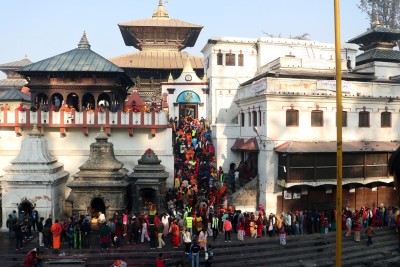 शनिबार बिहान पाँच बजेसम्म २० लाख भक्तजनले गरे पशुपतिनाथको दर्शन