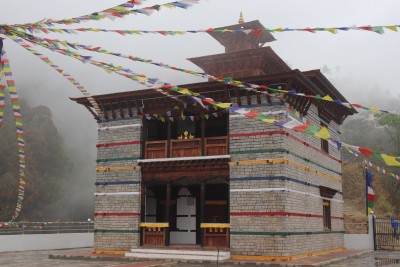 पुनर्निर्माणमा  गुम्बा