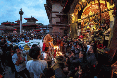 अमेरिका, चीन र कोरियाका प्रमुख शहरका प्रमुखहरू इन्द्रजात्रा हेर्न काठमाडौंमा