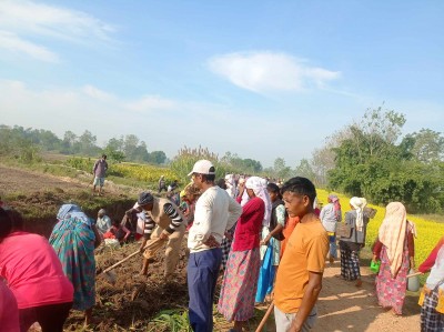 ११ किलोमिटर लामो नहर सफा गर्न जुटे एक हजार किसान