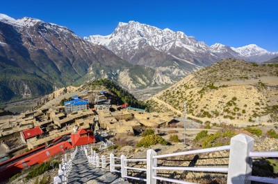 हिउँ चितुवा हेर्नका लागि नेपालकै पहिलो होटल मनाङमा