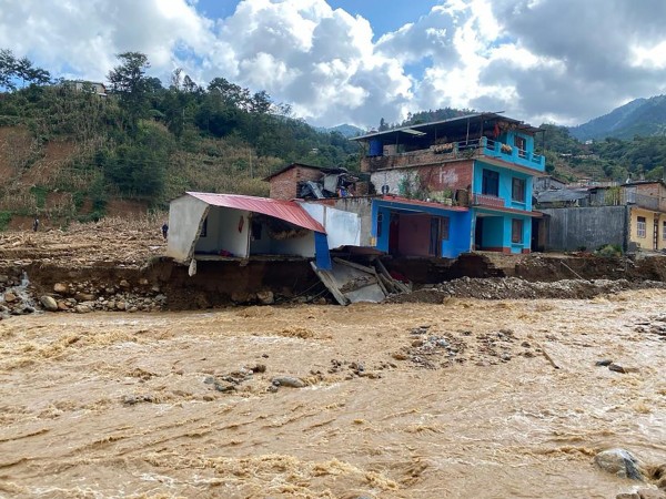 बाढीपहिरोमा परी मृत्यु हुनेको सङ्ख्या पुग्यो दुई सय ४६