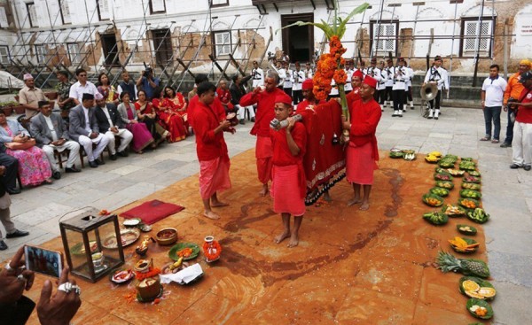 आश्विन शुक्ल सप्तमी: फूलपाती भित्र्याइँदै