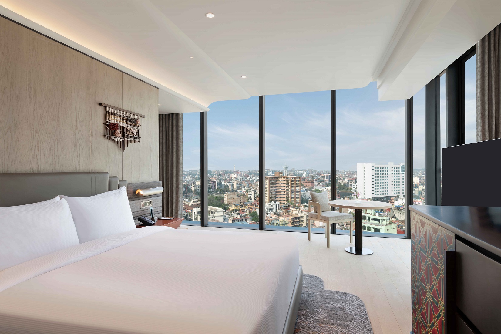 Hilton-Kathmandu---KING-PREMIUM-ROOM-with-BALCONY-1722762692.jpg