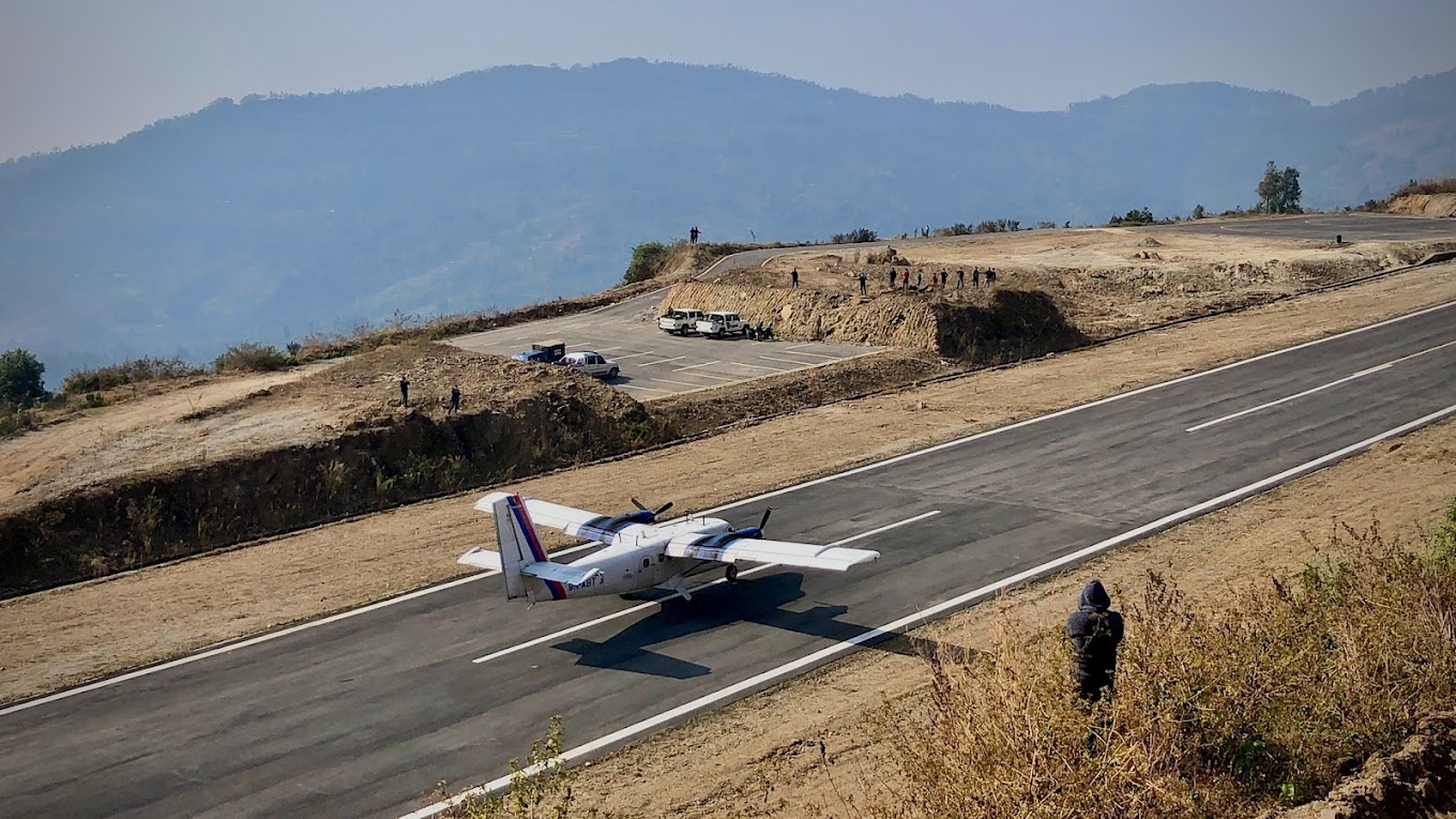 फाल्गुनन्द सुकिलुम्बा विमानस्थलमा पुनः उडान