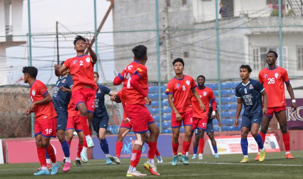 सहिद स्मारक 'ए' डिभिजन लिग : सातदोबाटोलाई २-१ गोलअन्तरले पराजित गर्दै जावलाखेल शीर्ष स्थानमा