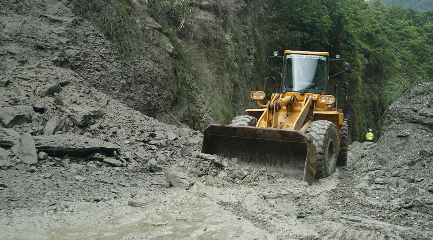 बेनी-जोमसोम सडकखण्डमा राति यात्रा नगर्न अपिल