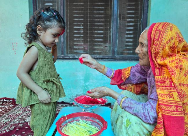 पापाङ्कुशा एकादशीः मान्यजनबाट टीका र जमरा लगाउने क्रम जारी, व्रत गरिँदै