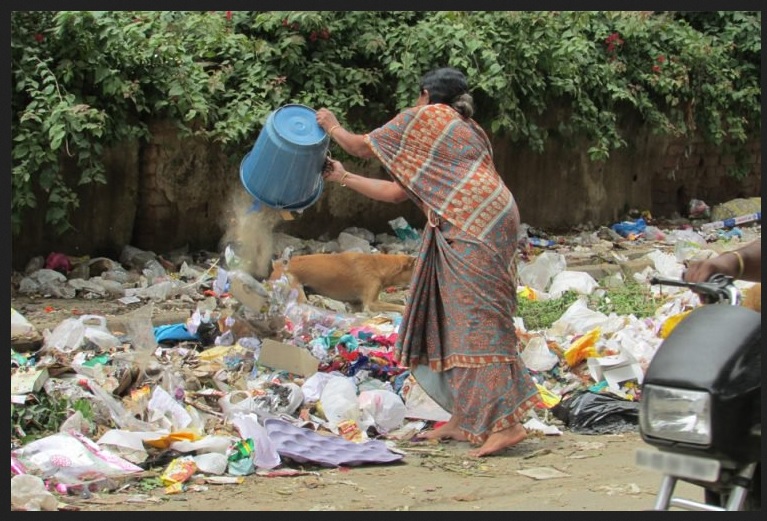 महानगरपालिकाद्वारा सार्वजनिक स्थानमा फोहर फाल्नेलाई १२ हजार जरिवाना