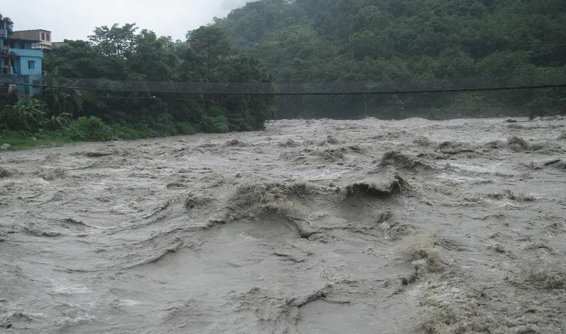 कालीगण्डकी नदीमा पानीको बहाव उच्च विन्दुमा पुग्यो