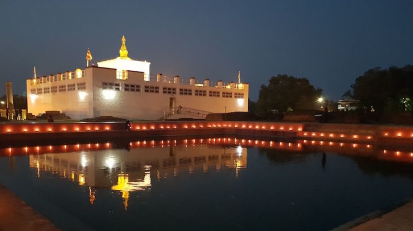 एक हजार बुद्ध मूर्ति प्रदर्शन तथा विश्व शान्ति पूजा गरिँदै