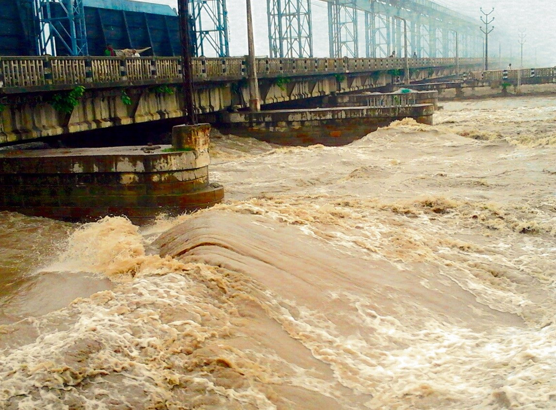 सप्तकोशीमा बाढी, ७० घर डुबान